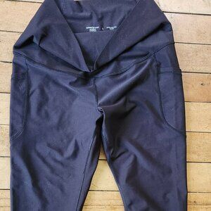 Old Navy 7/8 PowerSoft Maternity Leggings